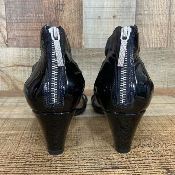 Donald J Pliner Black Leather Vida Strech Strappy Sandals Womens 7.5M - Picture 7 of 12